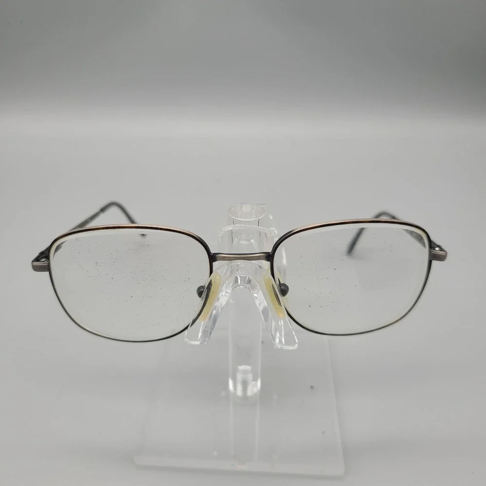 Chesterfield 342 eyeglass